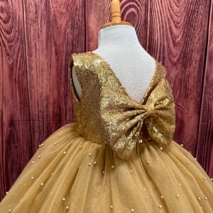 Velvet Tulle Knee-length Gold Toddler Birthday Party Dress