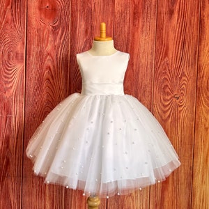 White 4 Layer Pearl Tulle Elegant Wedding Winter Communion Baptism Birthday Flower Girl V-Back Knee Length Pageant Infant Toddler Girl Dress 画像 4