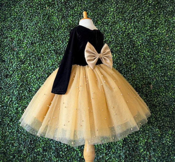 white christmas dresses PREORDER: Luxe Holiday: Velvet Christmas Dresses for Enchanting Evenin –  BFF Here