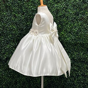 Baby Girls Ivory Illusion Neckline Bow Satin Sash Flower Girl Dress 6-24M main image 0