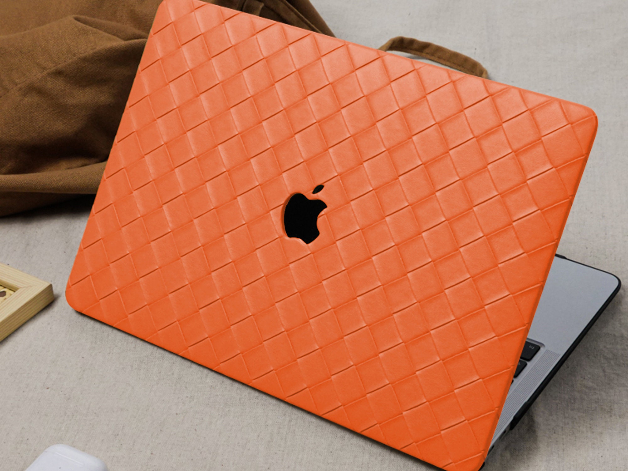 HERMES NEW Orange Crocodile Exotic Leather Men Gold iPad Tablet Laptop Case  Bag For Sale at 1stDibs