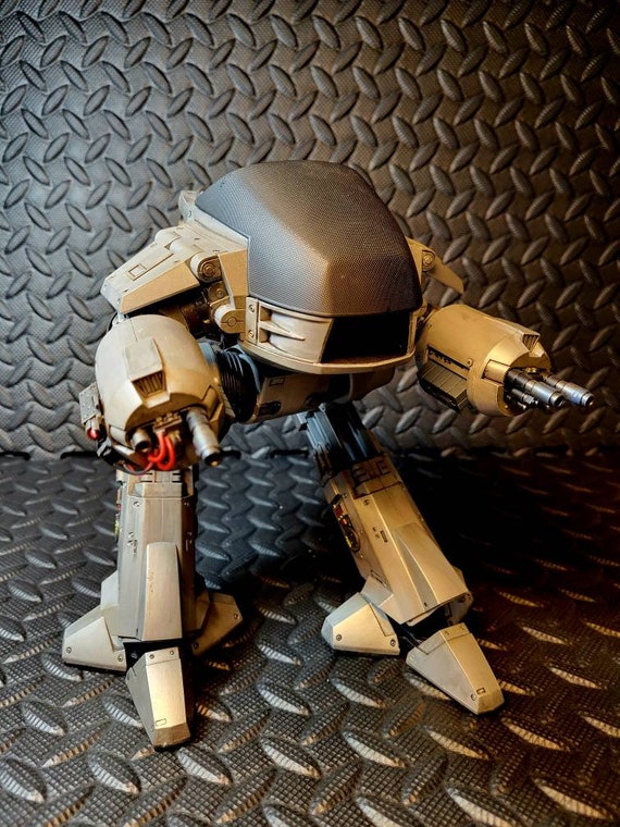 Ed 9 Moderoid Kit Custom Painted By Yoyodyne Systems Etsy