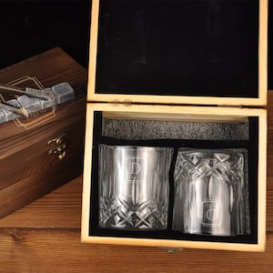 Personalized Whiskey Glasses Set,whiskey glasses for Groomsmen ,whiskey glasses vintage，whiskey glasses with box,birthday gifts