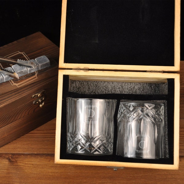 Personalisierte Whiskygläser Set, Whiskygläser für Trauzeugen, Whiskygläser Weinlese, Whiskygläser mit Kasten, Geburtstagsgeschenke