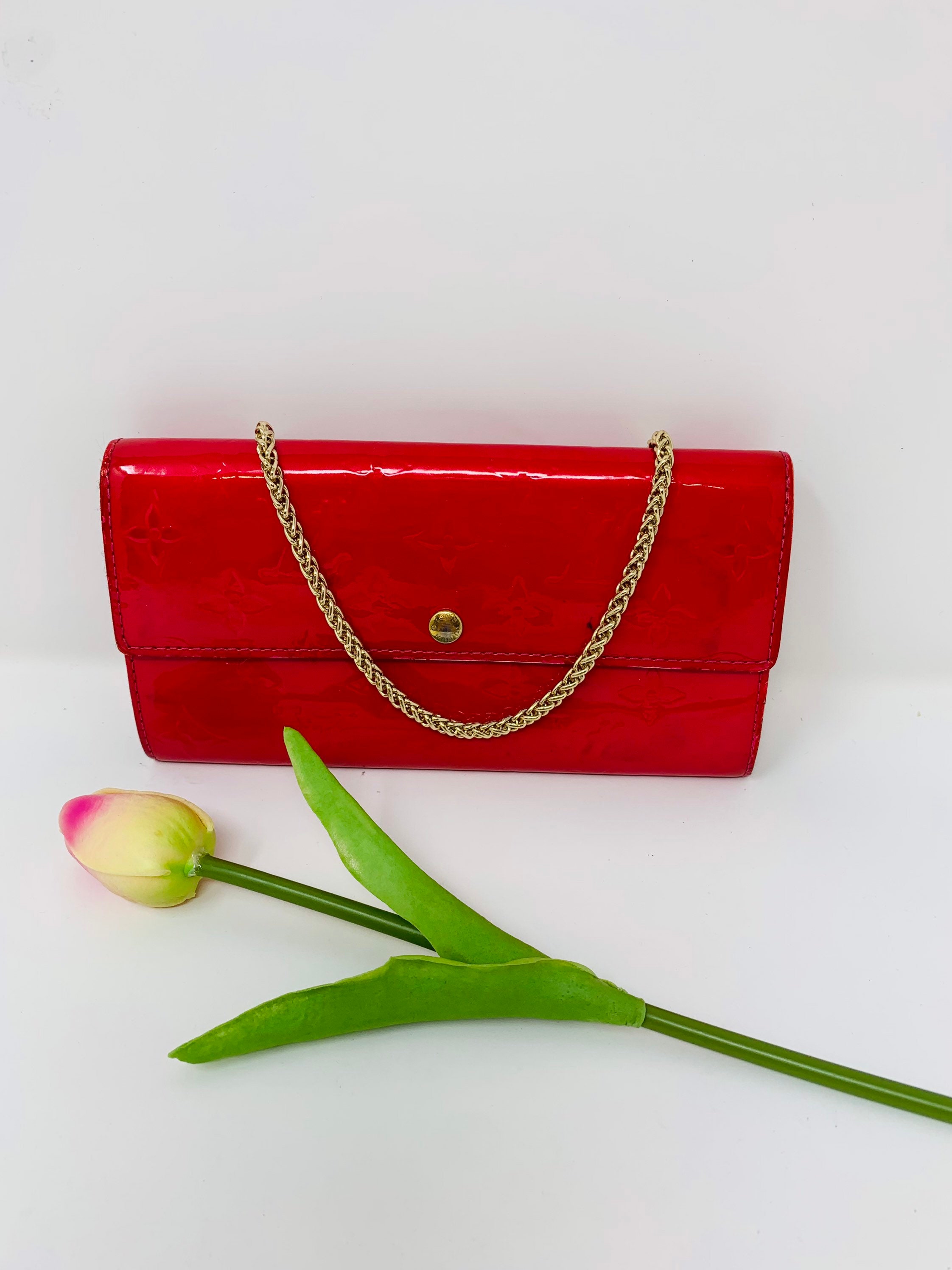 purse #pink #aesthetic #designers #louisvuitton #louisvuittonhandbags  #wallet #expensive PINK LOUIS VUITTON BAG AND WALLET CHECKER #Checke…