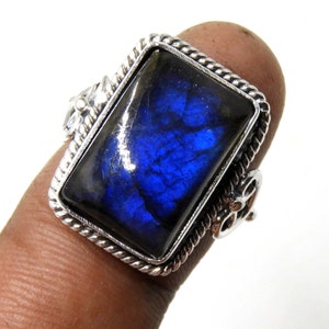 Natural Labradorite ring , Blue flashy Labradorite  gemstone ring , Sterling silver labradorite ring , Bridesmaid gift , Gift for her
