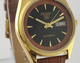 Vintage Seiko 5 Automatic Black Dial Gold Plated Case 17 J Day/Date Cal.6309 Men's Wristwatch Brown Leather Band "Keep Good Time"
