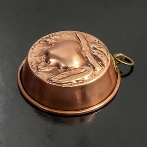 Vintage Copper Jelly Mold: Embossed Quince Fruit Design, Italian Baking Mold