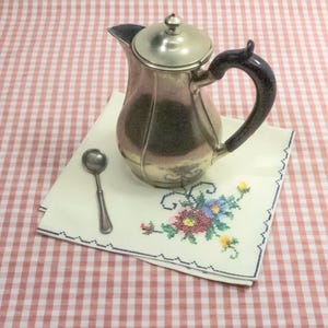 Italiensk alpackakanna: tyskt silver, svart trähandtag, vintage från 1940-talet