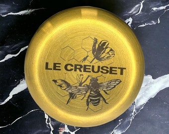 Customized Laser Engraved Le Creuset Knob with Honey Bee Design.