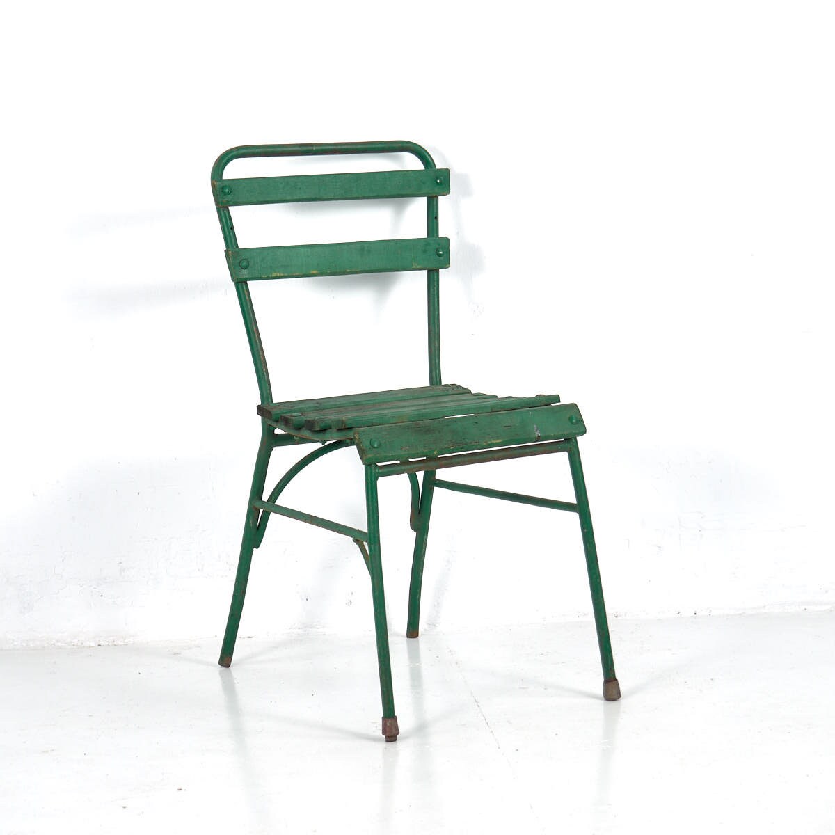 Antique garden chair (c.1920)