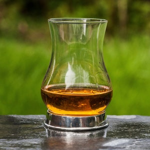 Elegant Pewter Tumbler - Polished Whisky Tasting Glass - Handfinished Dram Vessel - Bespoke Pewter Sipper - Luxury Whisky Glassware