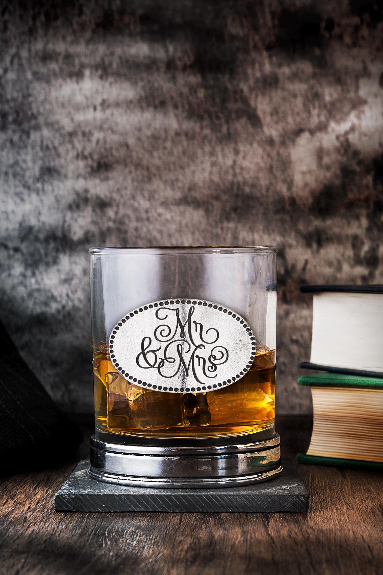 Bicchiere da vino con monogramma Regalo personalizzato con iniziale in peltro - UK