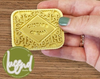 Custard Cream Biscuit Brooch