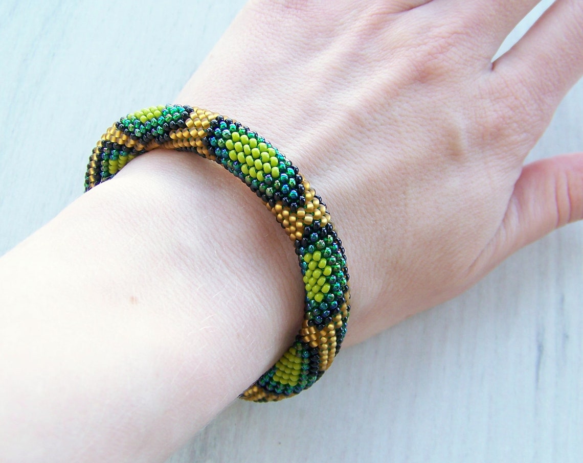 Green Python Bead Crochet Bracelet Pattern, Statement Jewelry Serpent ...