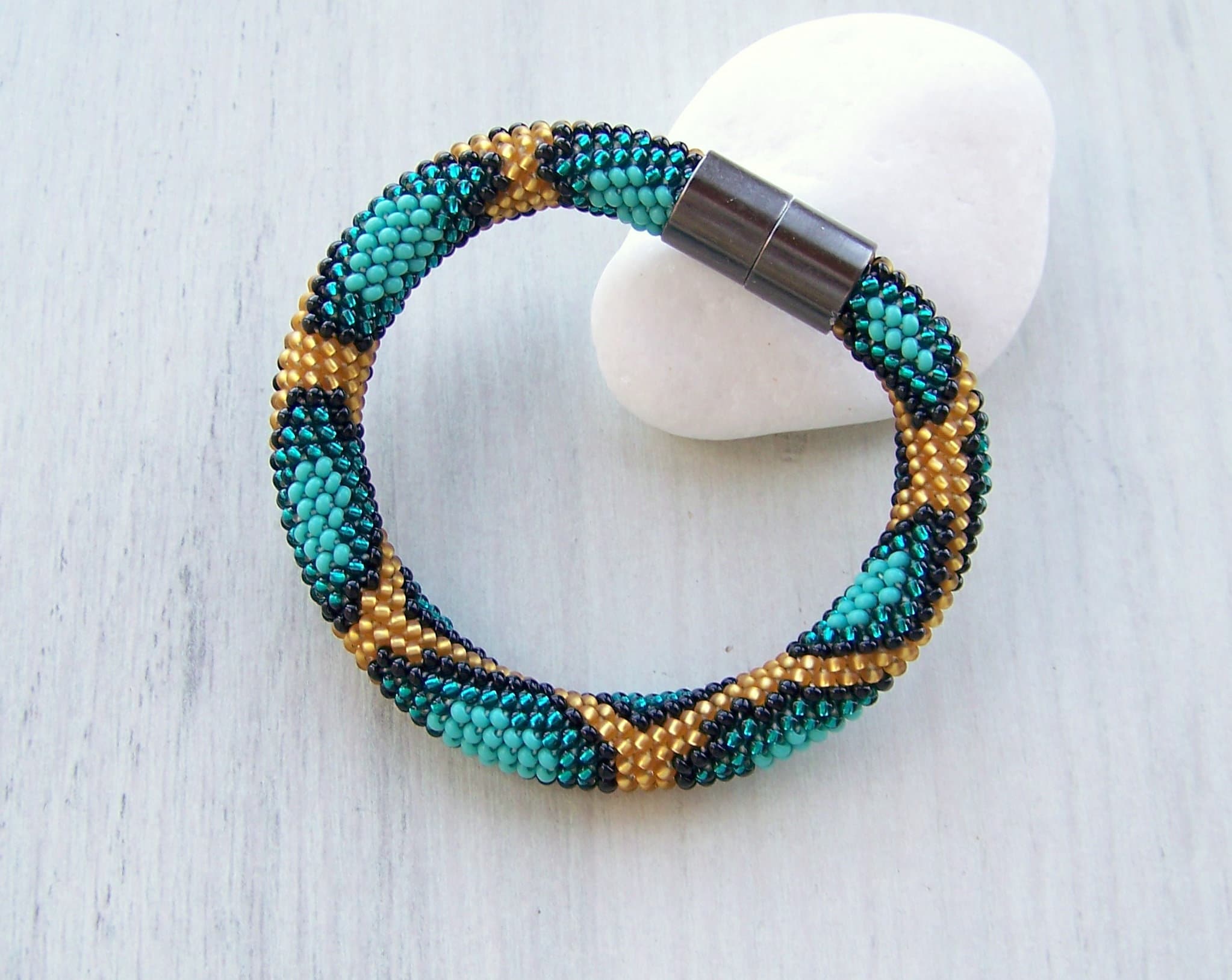 【オーダー受付用】蛇ブレスレット　蛇ネックレス　ビーズクロッシェ ビーズクロッシェブレスレットのパターン、ヘビ皮ブレスレットの