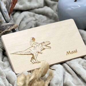 Breakfast board Dino Astronaut, personal laser engraving, 22 x 12 cm, small gift for children boys, personalized