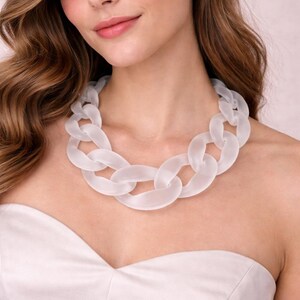 Statement Damenkette Weiß Große matte Gliederkette moderner Schmuck Halskette Blogger chunky chain woman necklace