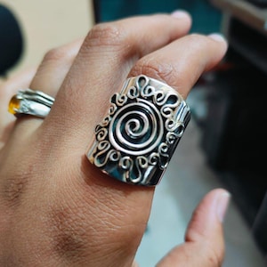 925 Sterling Silver Mandala Spinner Ring: Minimalist Stacking Jewelry