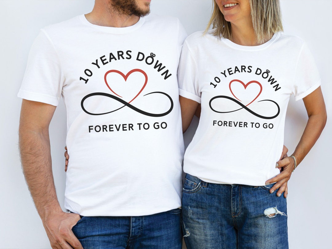 トップス 10th Anniversary Logo Embroidery Tee 36 01_25P_3MI6U109O_701_FS.jpg?sw
