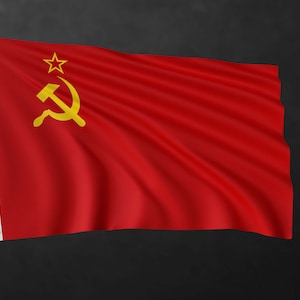 Puede incluir: Una bandera roja con un martillo y una hoz dorados y una estrella dorada en la esquina superior izquierda. La bandera ondea al viento.