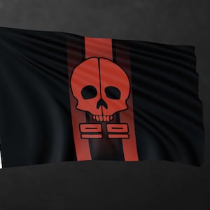 Könnte beinhalten: Eine rechteckige schwarze Flagge mit einem vertikalen roten Streifen in der Mitte. Zentriert auf dem Streifen befindet sich eine rote Grafik eines Schädels mit einer Linie in der Mitte, über zwei horizontalen roten rechteckigen Balken. Mit zwei Ösen.