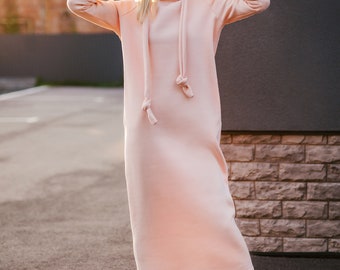 Fleece hoodie dress for women pink with pockets, warm hoodie dress