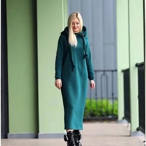 Fall hoodie dress for women dark blue with pockets, warm hoodie dress