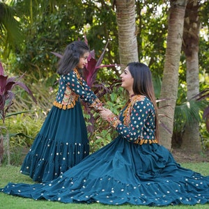 Mother daughter twinning gowns online
