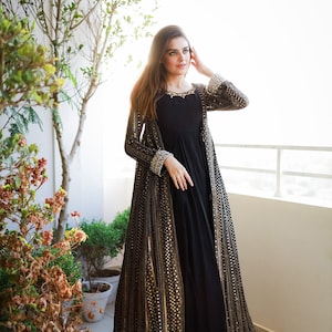 Designer Gown  Shop online womens Designer Gown Online india   vtsareescom