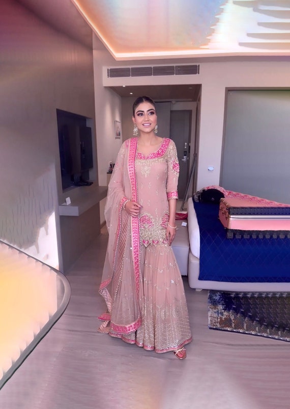 Bollywood actress shop ethnic wear