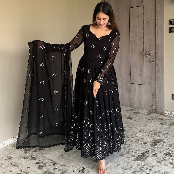 Buy Label RITU KUMAR Black Indian History Inspired Digital Printed Long  Dress (DRSVCF50S00N13383876-BLACK-L) at Amazon.in
