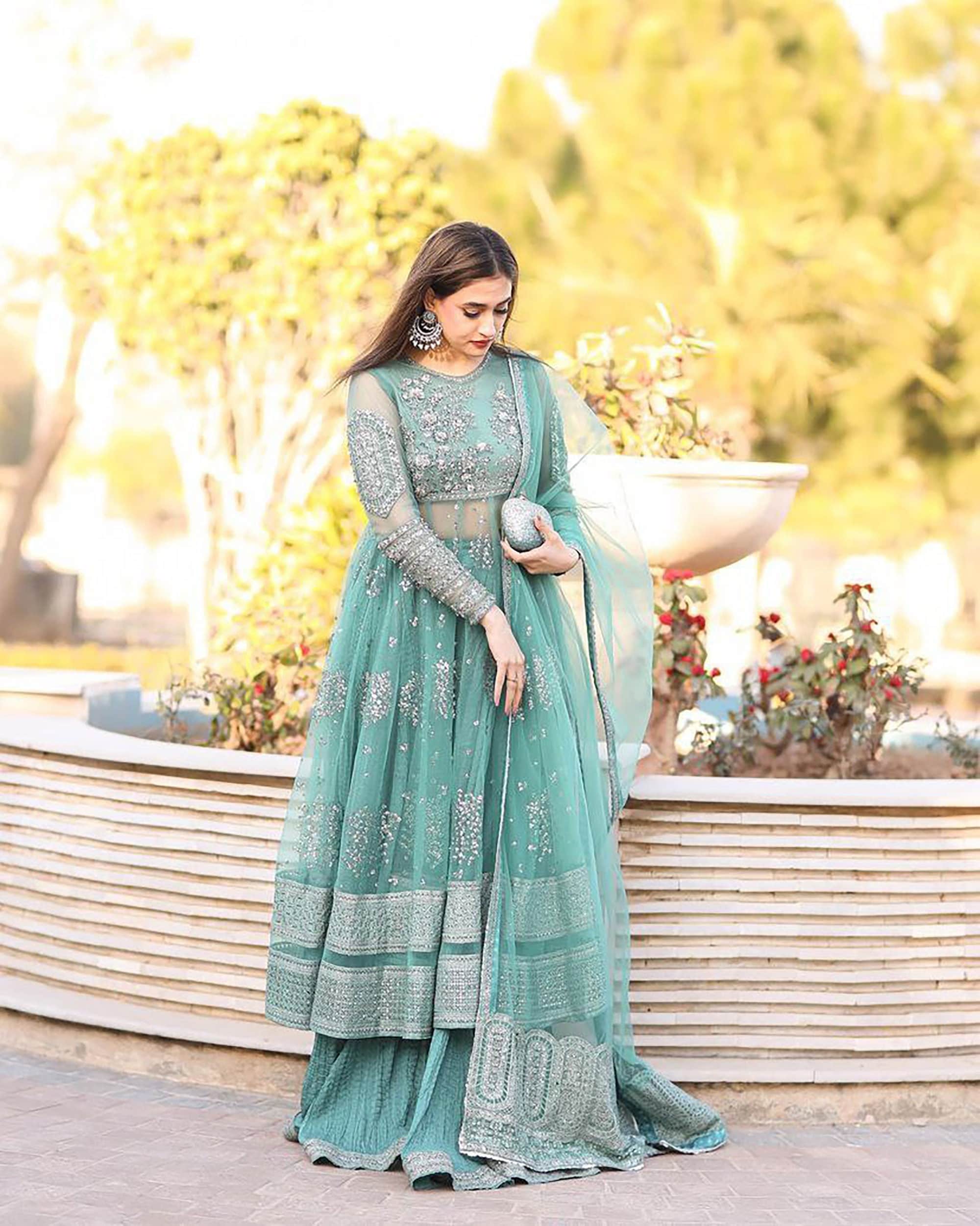 Dhrishafashion® Women's Georgette Semi Stitched Pakistani Salwar Suit  (Anakali Gown pakistani suit-SF171411 Black Free Size) : Amazon.in: Fashion