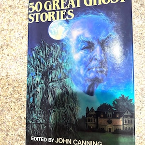 Vintage Book 50 Great Ghost Stories