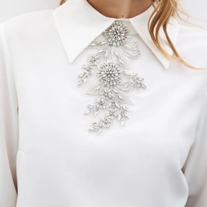 Stein Accessoire Bluse / Langarmshirt / Saisonales Shirt / Abendbluse / Ungefüttertes Shirt / Schlichte Bluse / Elegante Bluse / Langarmbluse.