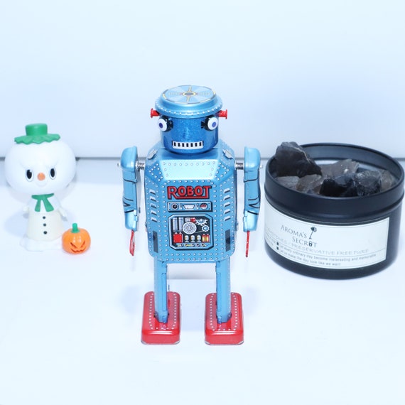 R-35 Robot.vintage Wind up Tin Toy Retro Collectible Robot