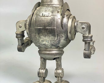 巨大なザスーラ限定版ロボット。ビンテージのゼンマイ巻き上げ式ブリキ