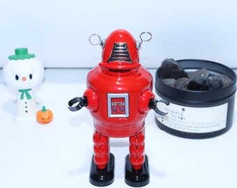 プラネット ロボット。ビンテージの巻き上げ式ブリキ玩具