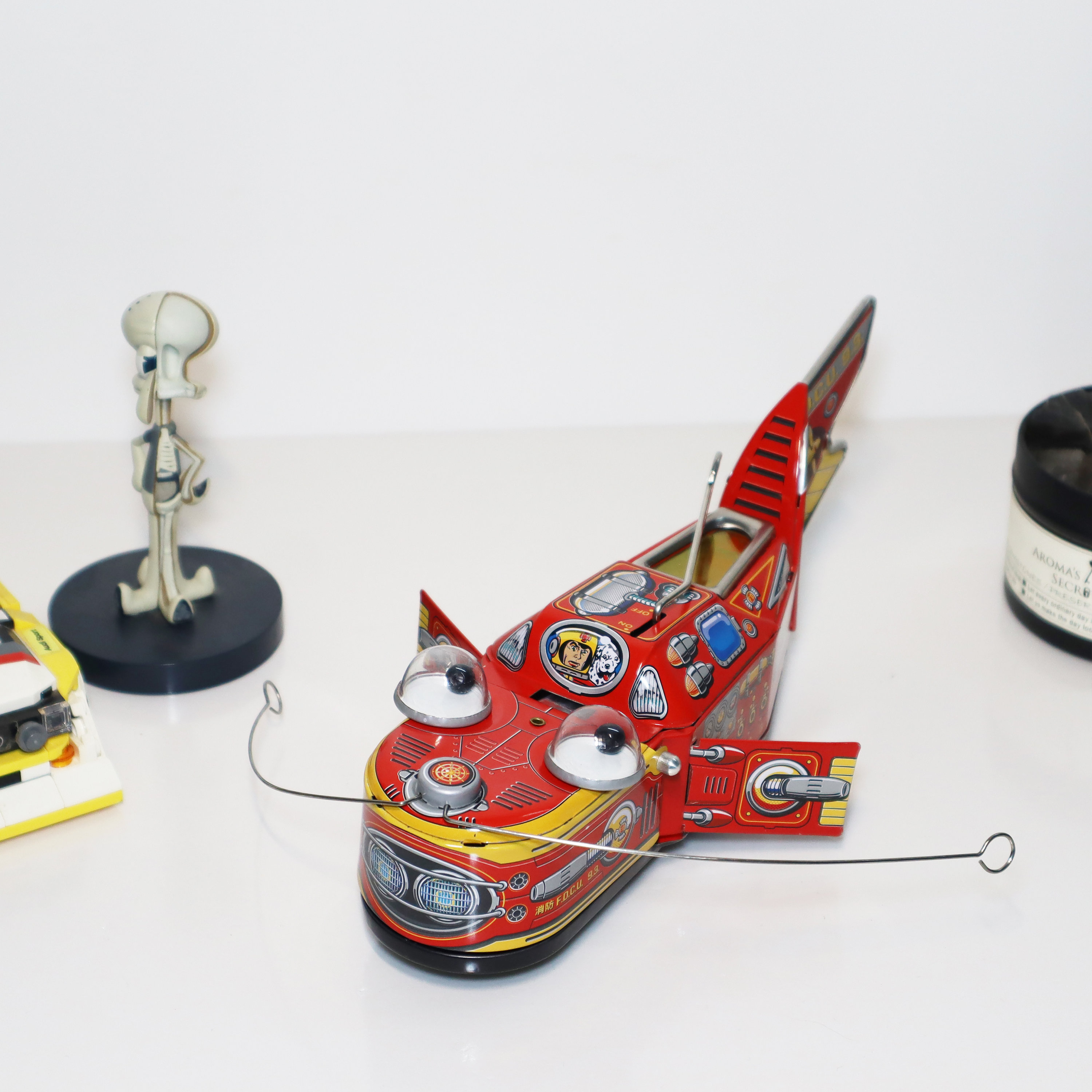 SPACE WHALE SHIPゼンマイ式/ビンテージ/ブリキ/動作確認済 SPACE WHALE SHIPゼンマイ式/ビンテージ/ブリキ/動作確認済