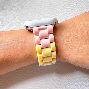 Pastel Rainbow Apple Watch Resin Bracelet Strap White Bumper Case 38 40 41 42 44 45 46 49mm Women Charms Series 10 9 8 7 6 5 4 3 2 1 SE