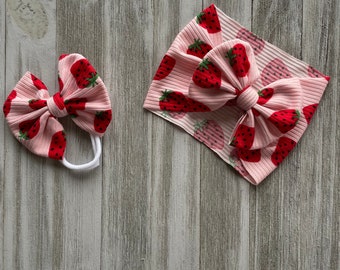 Strawberry Headwrap, Baby Girl Headbands, Newborn Baby Bows, Girls Hair Bow, Baby Gifts, Wedding Headwraps, Fun fruit accessories