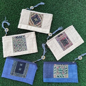 Cartera de cáñamo hecha a mano con bordado hmong – Cartera de mano con bordado tribal – Monedero étnico ecológico con cremallera y monedero – Cartera de viaje bohemia