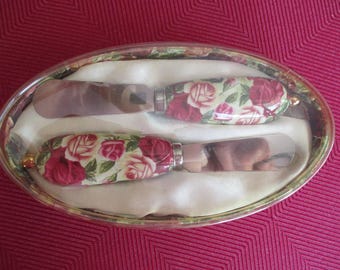 Royal Albert Old Country Roses Seasons of Color RARE Green Chintz Set of 2 Spreaders MIOB