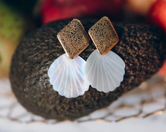 Jacques earrings in ultra-light stainless steel and mother-of-pearl