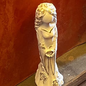 Goddess Statue - Handcast Ornament | Rustic Decor | Free UK Shipping, Unique Home Gift