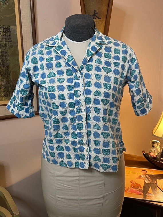 Bobbie Brooks Novelty Button Up Blouse