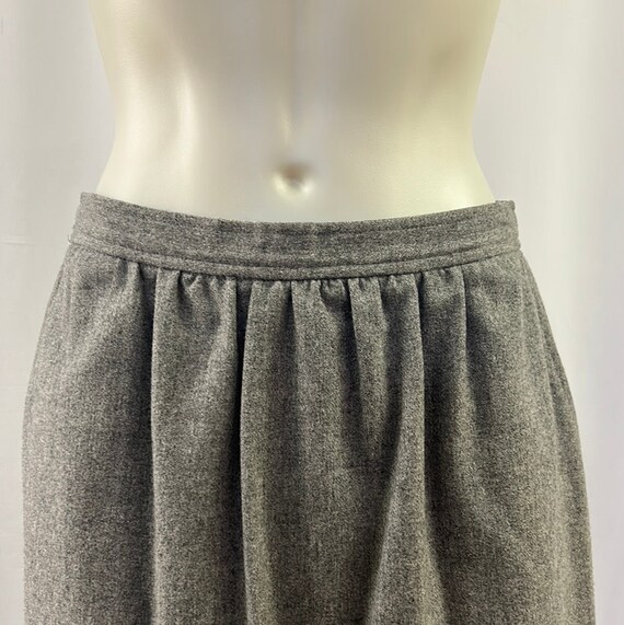 70s/80s Gray Wool Skirt with Pockets - image 2