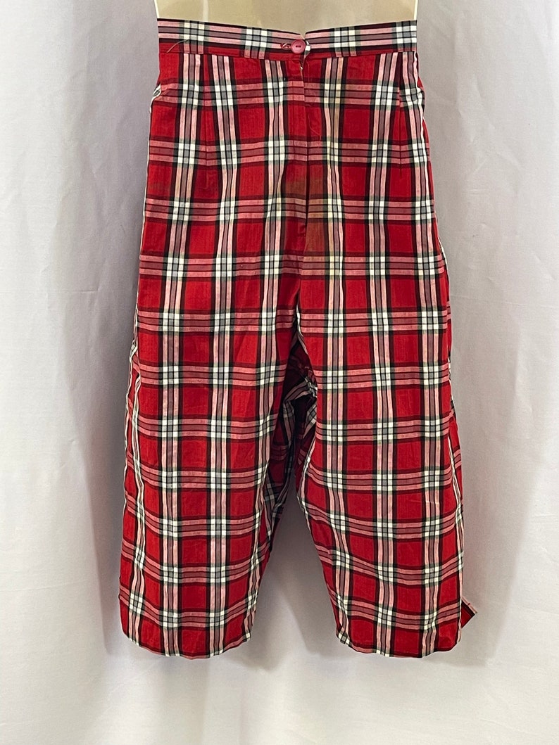 Volup Red Plaid Pedal Pushers zdjęcie 2