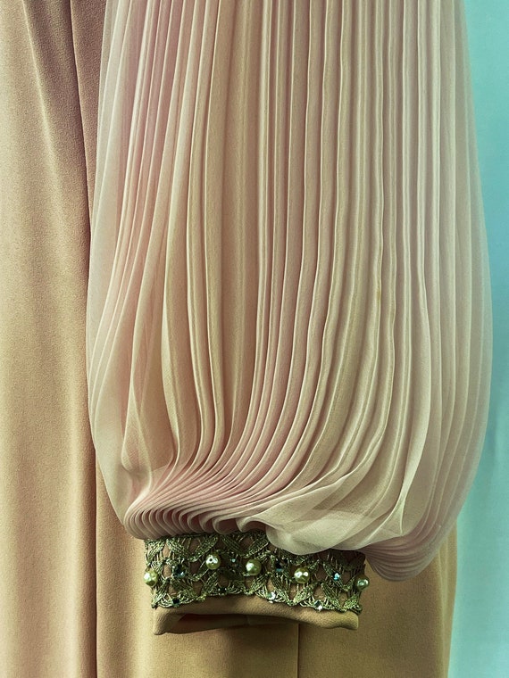 1970 Pink Mod Dress With Chiffon Sleeves - image 5