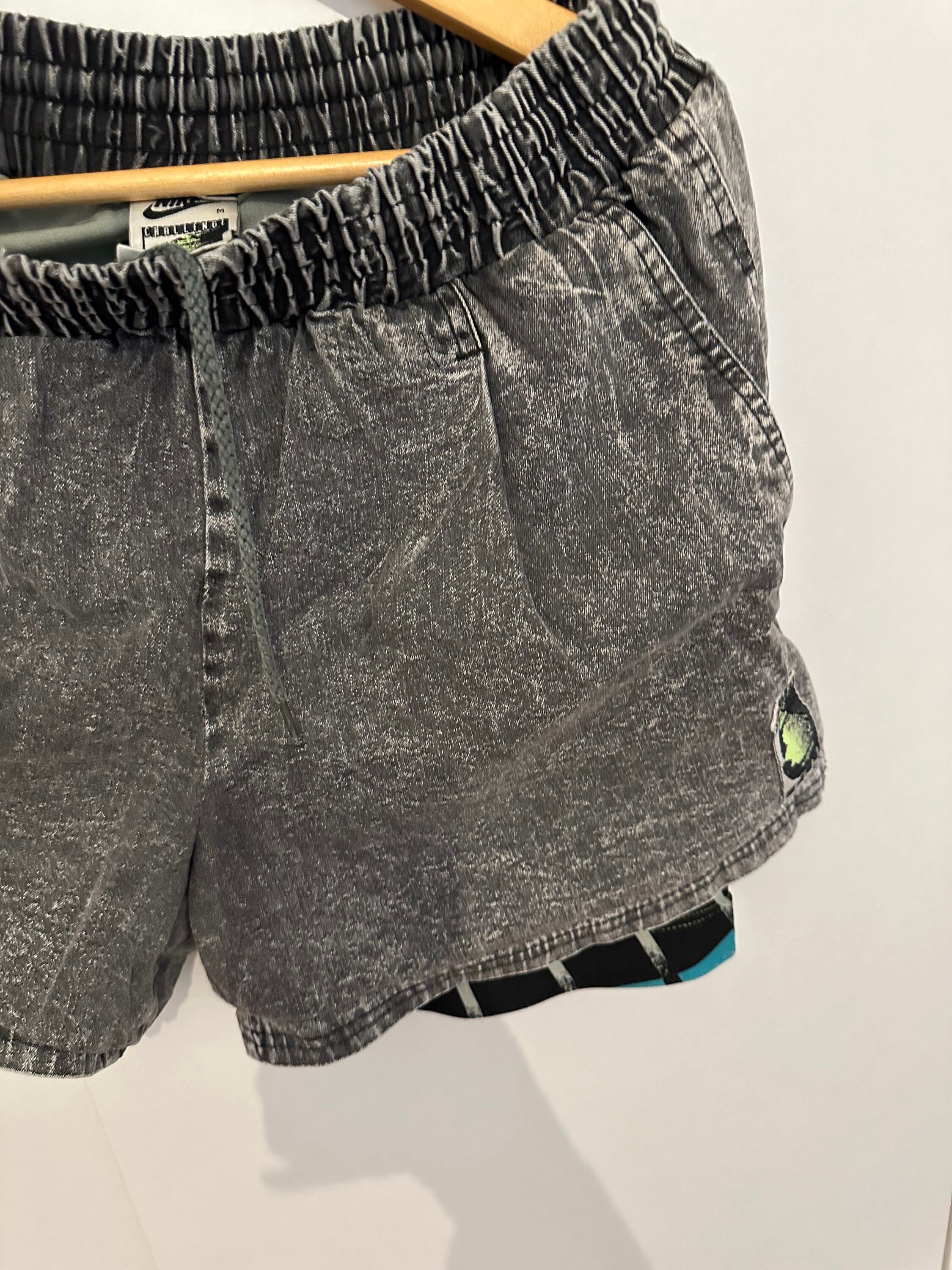 Nike Air Challenge Court Shorts Pants Size M Vintage Agassi Tennis